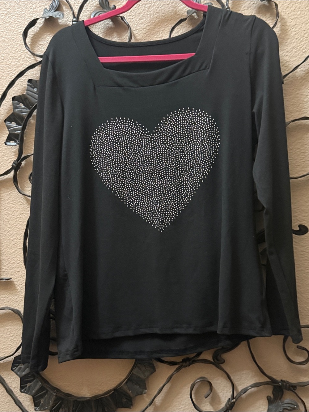 Black Long-Sleeve Heart Studded Women's Top Size L